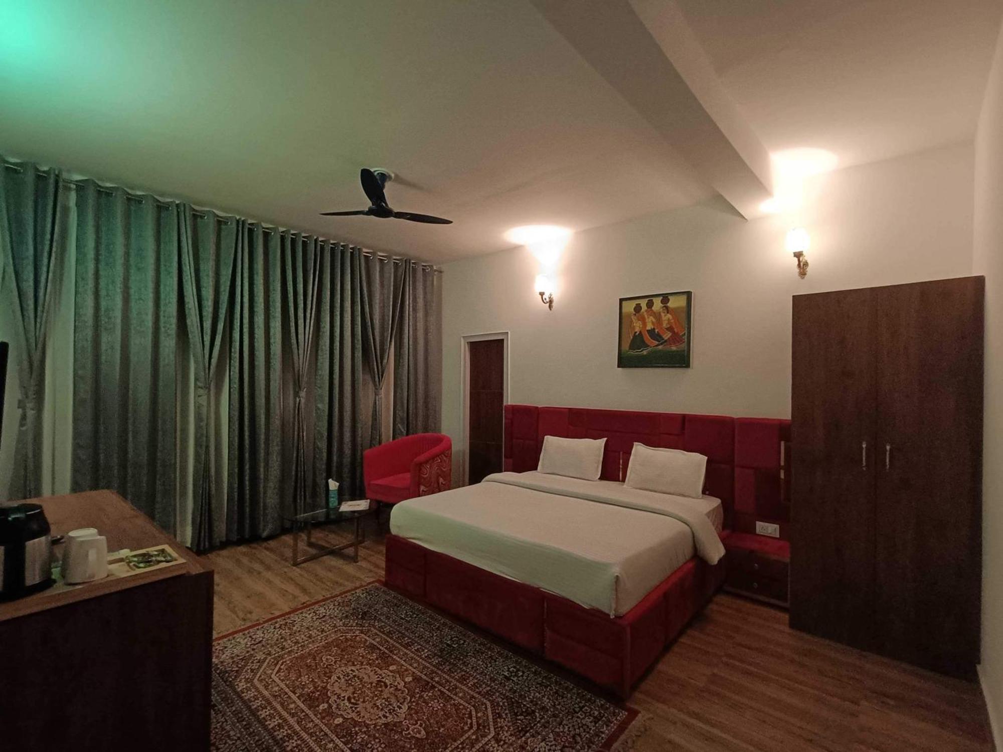 Collection O The Maan Resort Rāmgarh Exterior foto